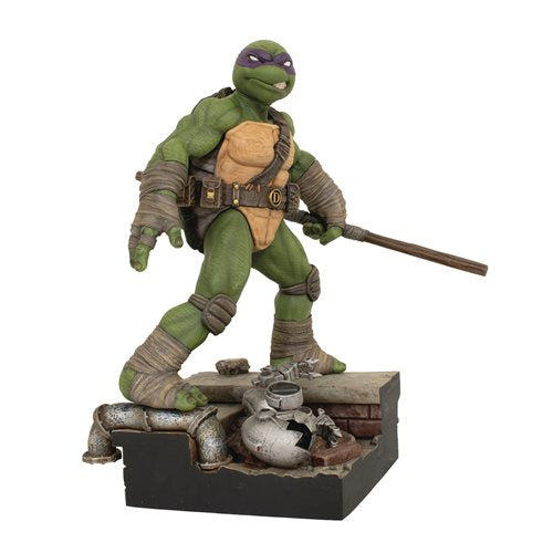 TMNT Gallery statue Donatello