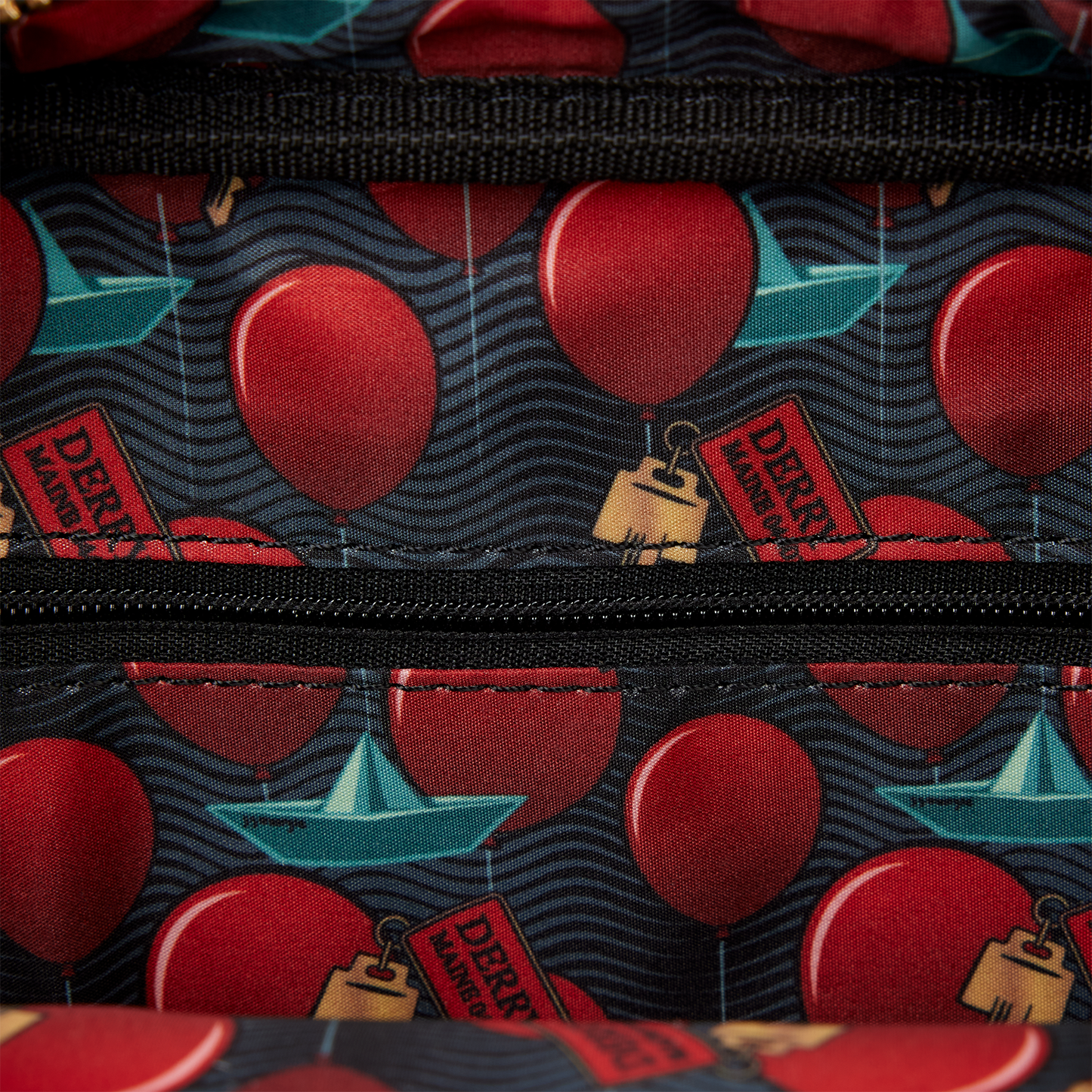 Loungefly Warner Brothers IT Pennywise Crossbuddies Bag