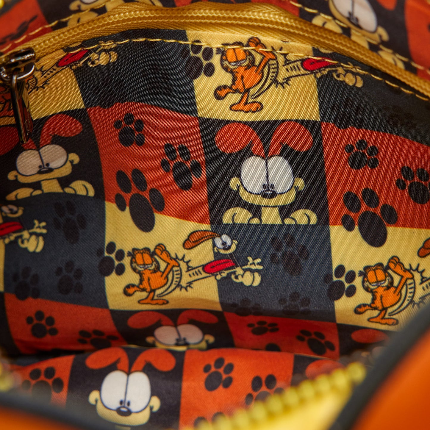 Loungefly Nickelodeon Garfield Odie Crossbody
