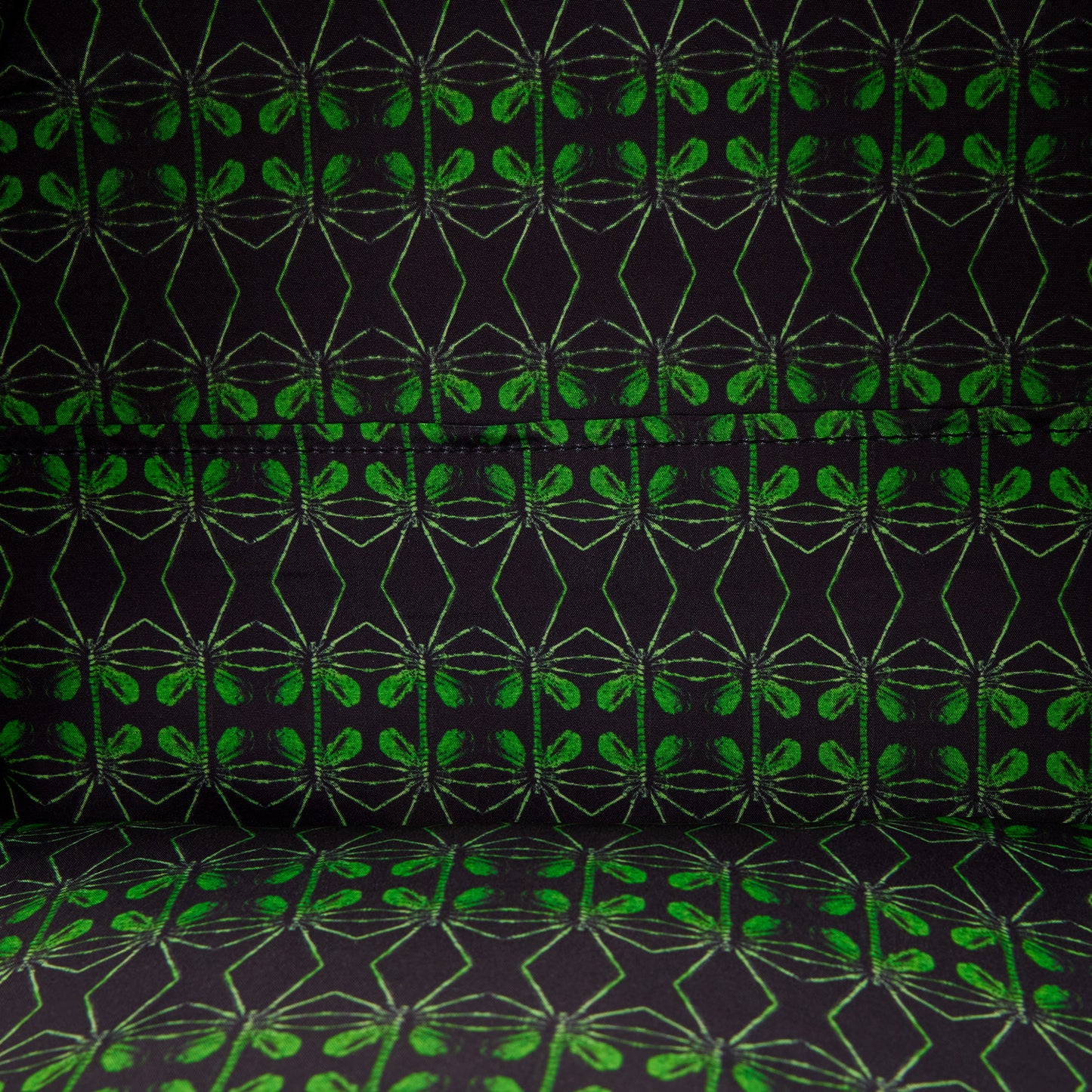 Loungefly Twentieth Century Studios Alien Full Size Backpack