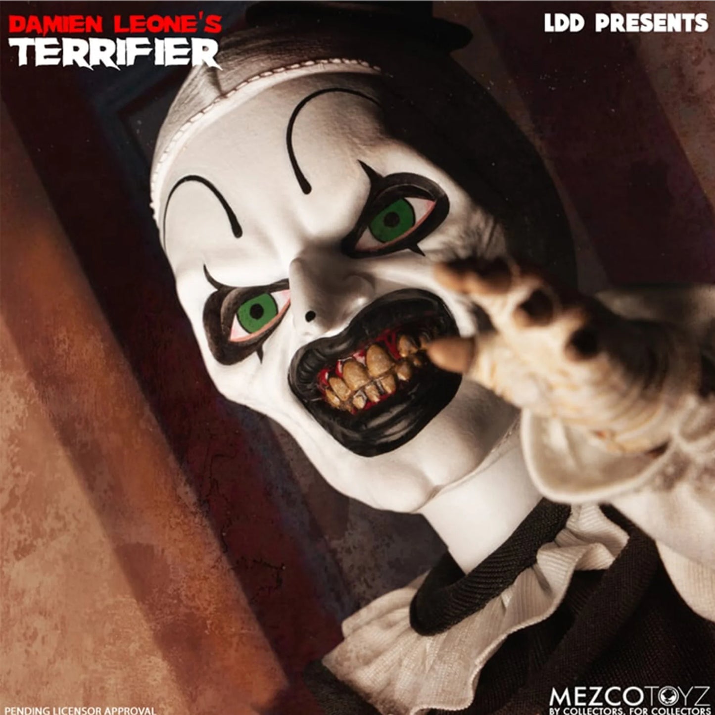 MEZCO Living Dead Doll : Terrifier - Art the Clown