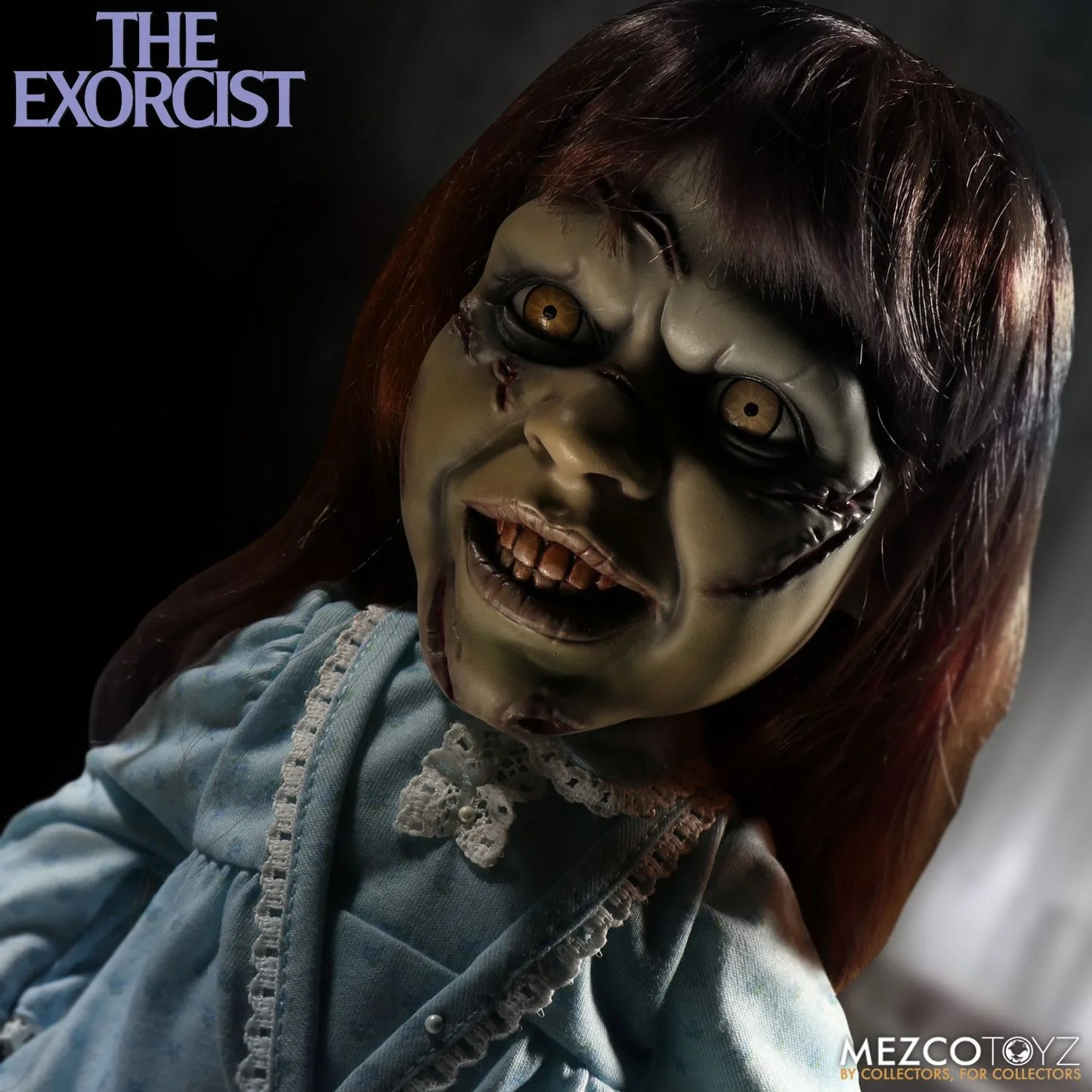 MEZCO 15” MDS Mega Scale Figure with sound : The Exorcist